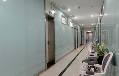 ?？诩t妝尚醫(yī)學(xué)美容門診部