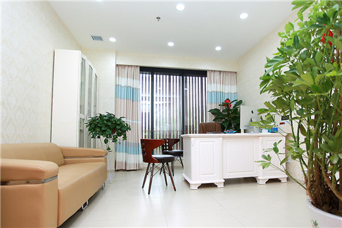 嘉興嘉華醫(yī)療美容門(mén)診