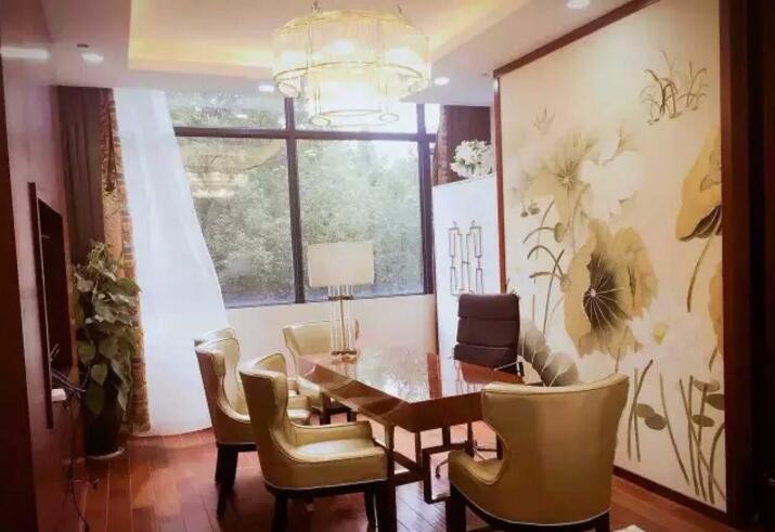 長(zhǎng)沙禾麗醫(yī)療美容有限公司雨花區(qū)門(mén)診部