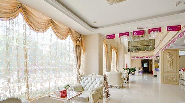 龍巖臉博士整形外科門診部