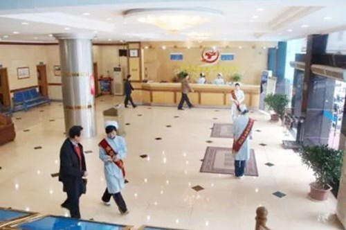 廣州鴻業(yè)皮膚病整形?？漆t(yī)院