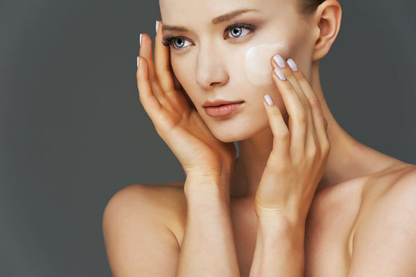 長沙上眼瞼松弛手術(shù)醫(yī)生