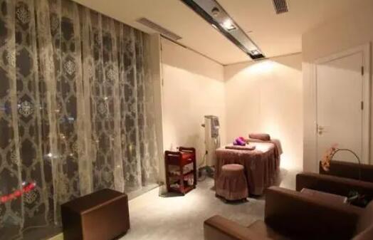 南京雅樸麗德醫(yī)療美容門(mén)診部