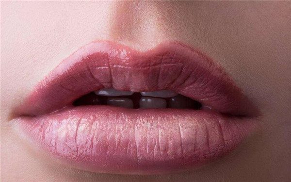 廈門微創(chuàng)眼底紋手術(shù)醫(yī)生