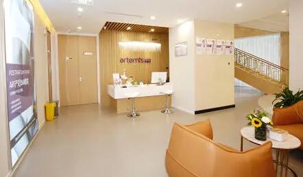 青島藍石醫(yī)療美容