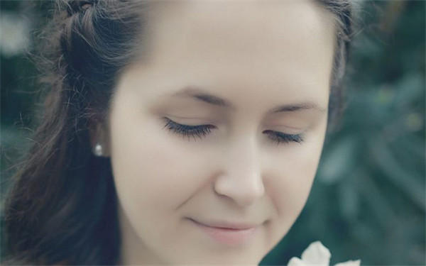 樂(lè)山眼袋整形醫(yī)院排名公布！達(dá)芬奇脫穎而出榮登榜首