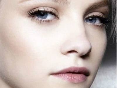 上海填充魚(yú)尾紋凹陷醫(yī)生