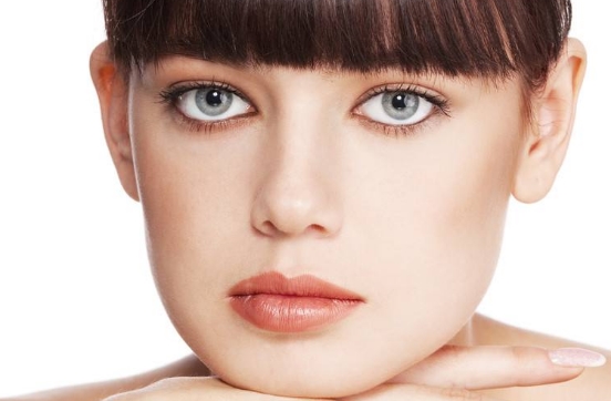 西安鼻梁歪整形手術(shù)醫(yī)生