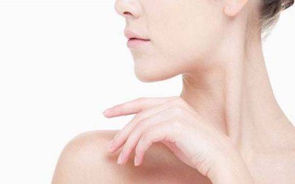 鄭州脂肪填充臉頰凹陷醫(yī)生