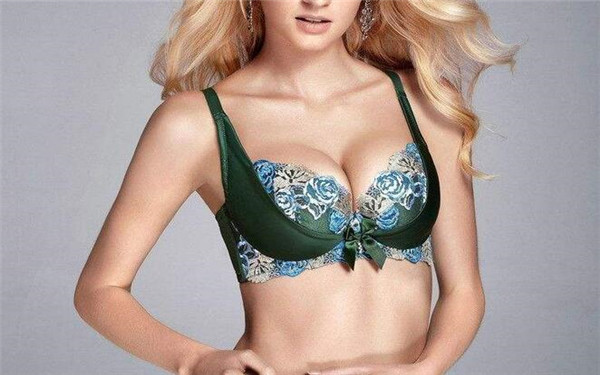 赤峰最佳雙眼皮整形醫(yī)院匯總揭曉！夏季中醫(yī)門診推薦入選_最新價目表曝光，幫你參考