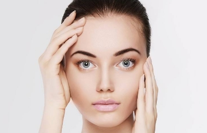 合肥去額頭紋醫(yī)院排行榜發(fā)布！2023年絕對(duì)正規(guī)可信賴的活細(xì)胞整形美容醫(yī)院推薦！