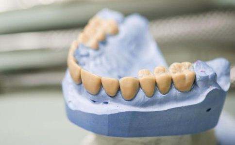 成都專業(yè)眼部除皺術(shù)醫(yī)生