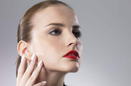 成都腰腹環(huán)吸豐胸手術(shù)哪家醫(yī)院專(zhuān)業(yè)可信？2023年成都腰腹環(huán)吸豐胸美容醫(yī)院前10強(qiáng)測(cè)評(píng)！