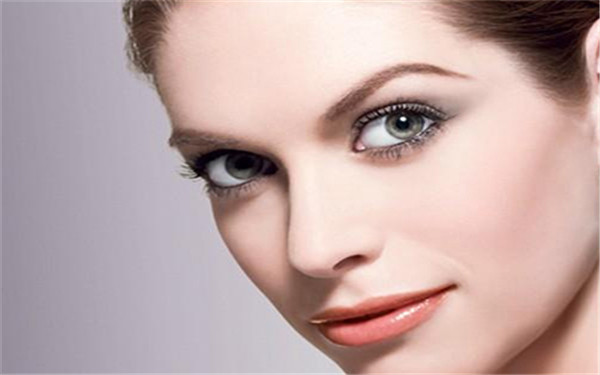 2023年南寧超聲刀去除魚(yú)尾紋的專(zhuān)業(yè)整形醫(yī)院彰顯實(shí)力！