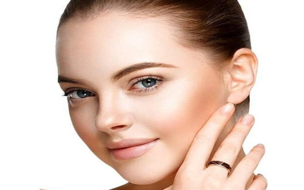 2023年中國(guó)哪家醫(yī)院祛眉間紋打針效果？這十家醫(yī)療整形機(jī)構(gòu)好評(píng)如潮！