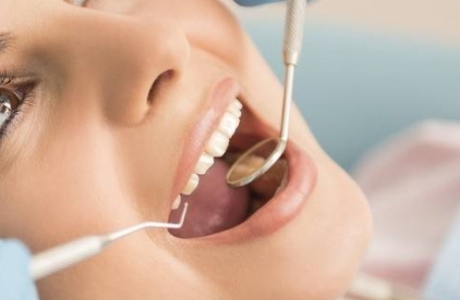 2023年深圳高口碑的精雕抬頭紋醫(yī)院推薦，讓您遠離墊鼻梁填充術(shù)！