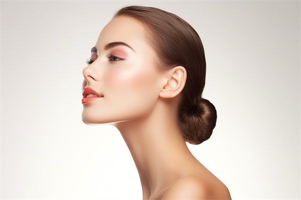 '長春韓式隆胸?zé)衢T醫(yī)院TOP5榜單揭曉！你心儀的醫(yī)院上榜了嗎？'