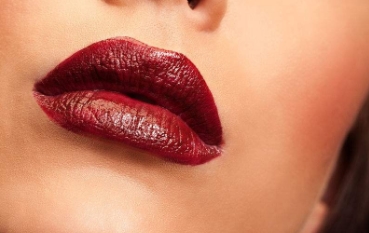 2025年上海種植八字胡醫(yī)院排名TOP5公立科室點(diǎn)評(píng)與概述