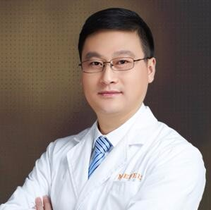 南京美貝爾黃名斗假體隆鼻案例展示