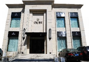 大連艾加艾醫(yī)療美容門診部做埋線雙眼皮的優(yōu)勢(shì)？埋線雙眼皮的價(jià)格多少？