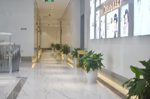 荊州華美整形美容醫(yī)院開眼角對(duì)眼睛有損傷嗎？術(shù)后會(huì)反彈嗎？