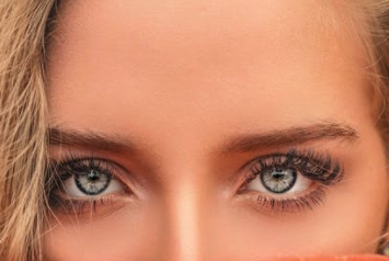 南京健麗醫(yī)療美容診所做激光去眼袋