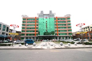 四平市中心醫(yī)院整形激光去黑眼圈有何優(yōu)勢？多久能恢復(fù)？