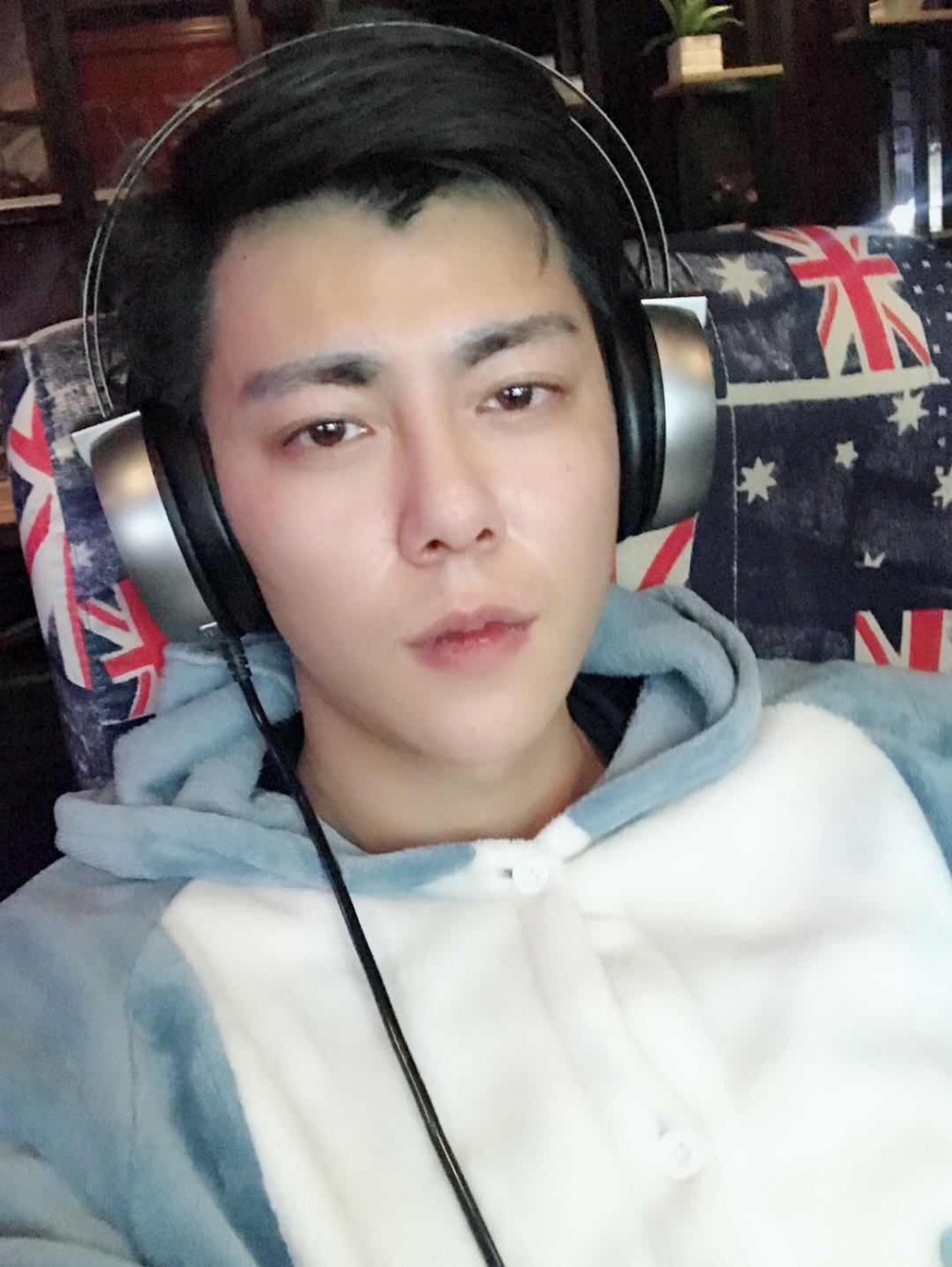 濟(jì)寧名美醫(yī)療整形醫(yī)生李唯少假體隆鼻+耳軟骨墊鼻尖真實(shí)案例效果對(duì)比圖 濟(jì)寧名美醫(yī)療整形醫(yī)生李唯少假體隆鼻+耳軟骨墊鼻尖真實(shí)案例效果對(duì)比圖