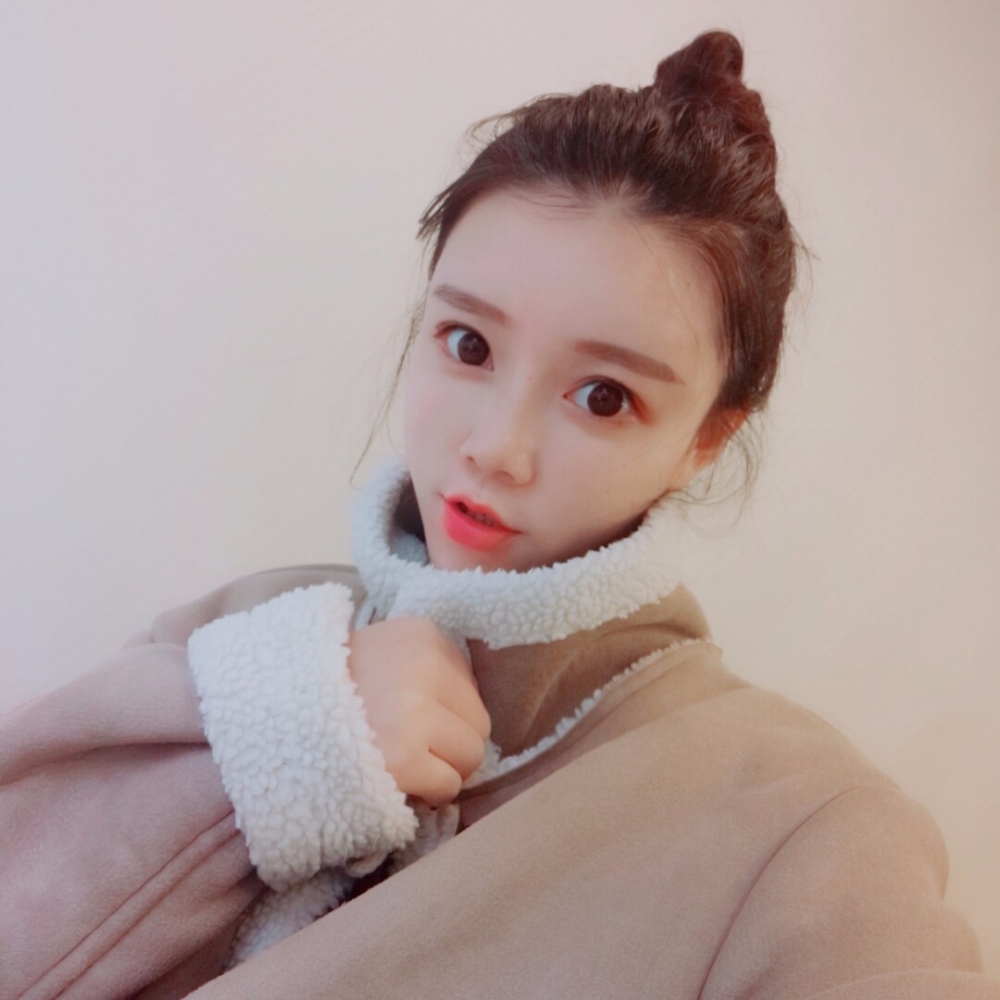 山西伊特雅整形醫(yī)生王鳳芹自體脂肪豐面頰+V-LINE瓜子臉手術(shù)案例效果圖