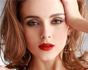 第四軍醫(yī)大學(xué)唐都醫(yī)院整形激光美容中心假體隆鼻