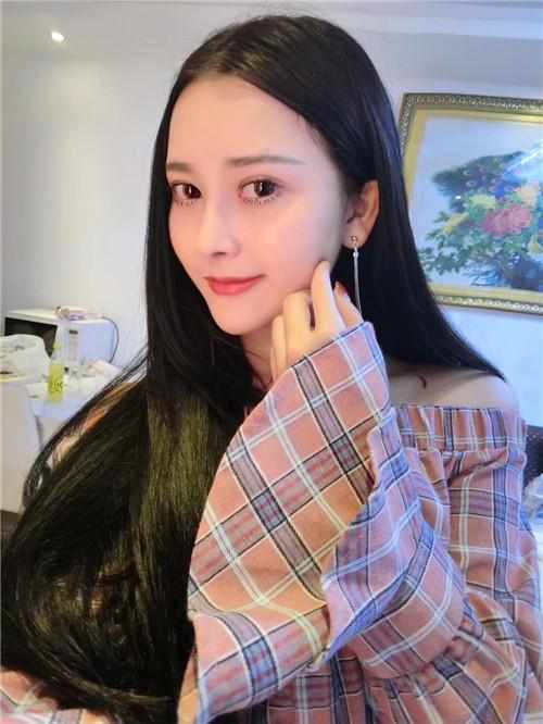 鄭州華領醫(yī)療美容醫(yī)院醫(yī)生張永濤做硅膠假體隆鼻怎么樣？附案例效果對比圖