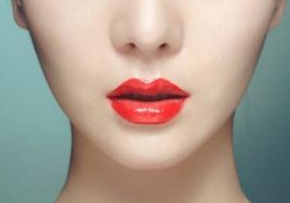 長(zhǎng)治松禾整形假體隆下巴