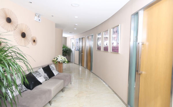 上海娜慕醫(yī)療美容門(mén)診部