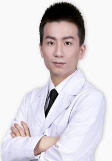 武漢美基元醫(yī)療美容醫(yī)院彭強醫(yī)生