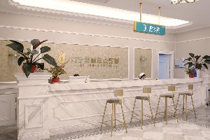 南寧美麗焦點醫(yī)療美容門診部做自體脂肪隆胸怎么樣？