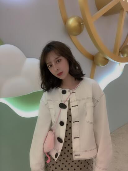 上海時(shí)光整形醫(yī)院做雙眼皮怎么樣？附石重明醫(yī)生雙眼皮+隆鼻+下頜角磨骨案例效果對比圖