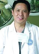 深圳廣濟(jì)門(mén)診部醫(yī)療美容科周鵬武醫(yī)生