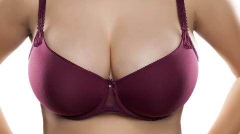 乳房下垂矯正術(shù)后多久能恢復(fù)？