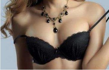 乳房縮小的手術(shù)費(fèi)一般要多少錢？