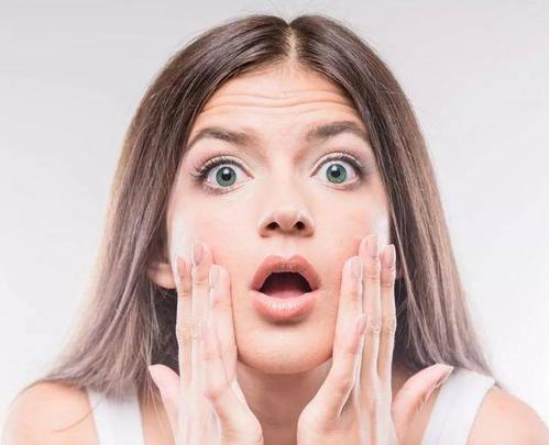 為什么做了雙眼皮之后，反而顯老呢？