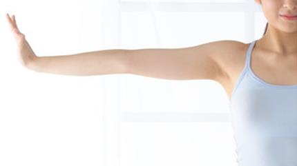 手臂吸脂風(fēng)險大嗎？術(shù)后需要些注意什么？