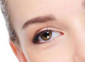 開眼角一般多久能恢復？