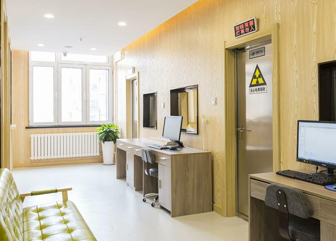 大連齒醫(yī)生口腔門診部_二樓CBCT室