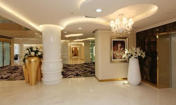 廣州韓后醫(yī)療美容醫(yī)院_大廳一角