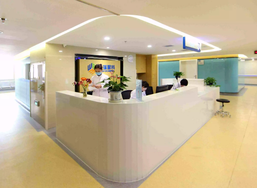 鄭州普瑞眼科醫(yī)院_護士臺
