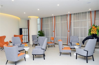 鄭州美麗之星醫(yī)療美容門診部_候診區(qū)