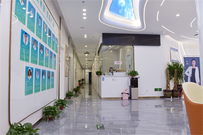 鄭州廣運(yùn)整形美容門(mén)診部 鄭州廣運(yùn)整形美容門(mén)診部