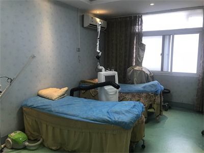 鎮(zhèn)江市中西醫(yī)結(jié)合醫(yī)院美容整形科 鎮(zhèn)江市中西醫(yī)結(jié)合醫(yī)院美容整形科