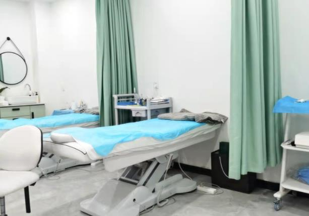 鄭州安萊美醫(yī)療美容門診部_治療室