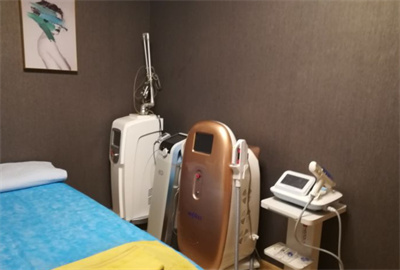 鎮(zhèn)江汪有國整形美容醫(yī)院_治療室
